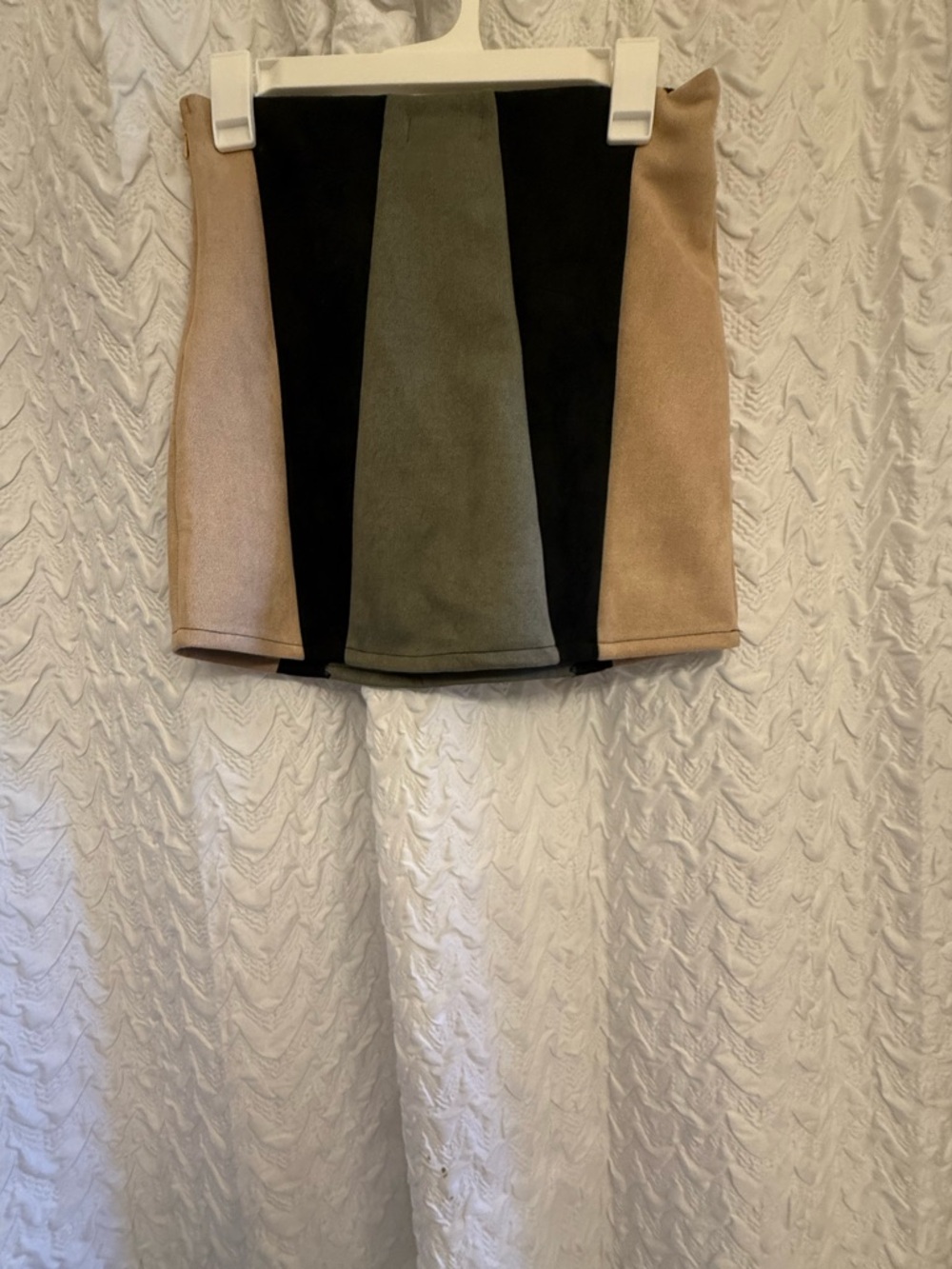 Suede C’isa Skirt